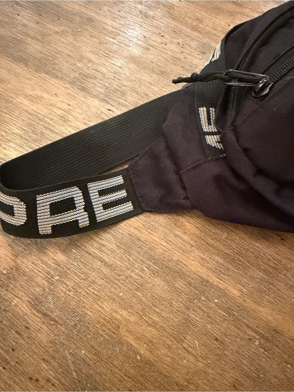 Supreme Waist /crossbody Bag (SS18) Black XL - Picture 5 of 16